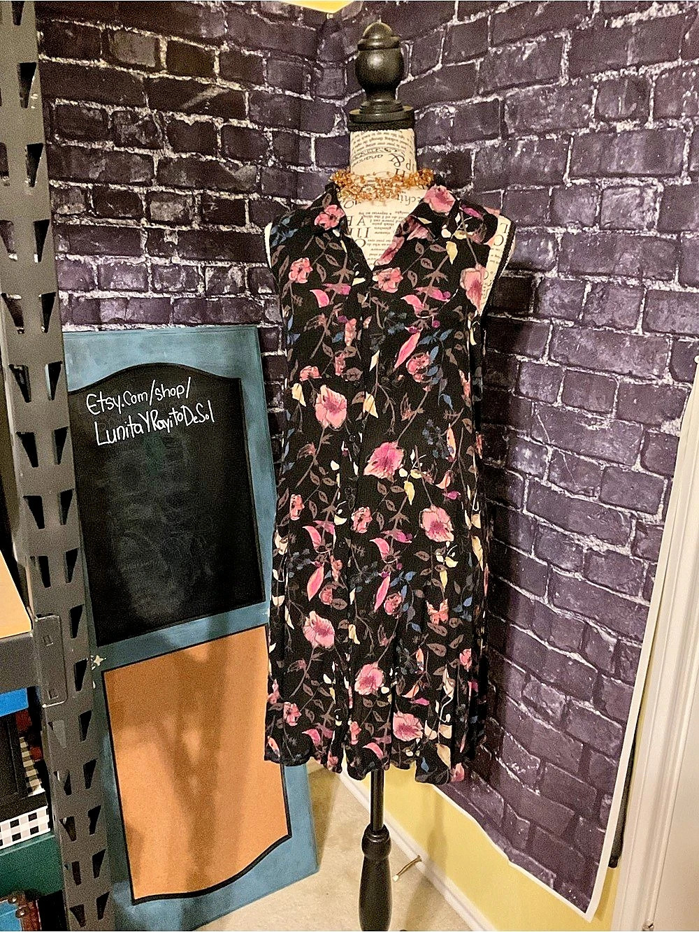 Mossimo Button up collared Floral Dress in Black & Pink